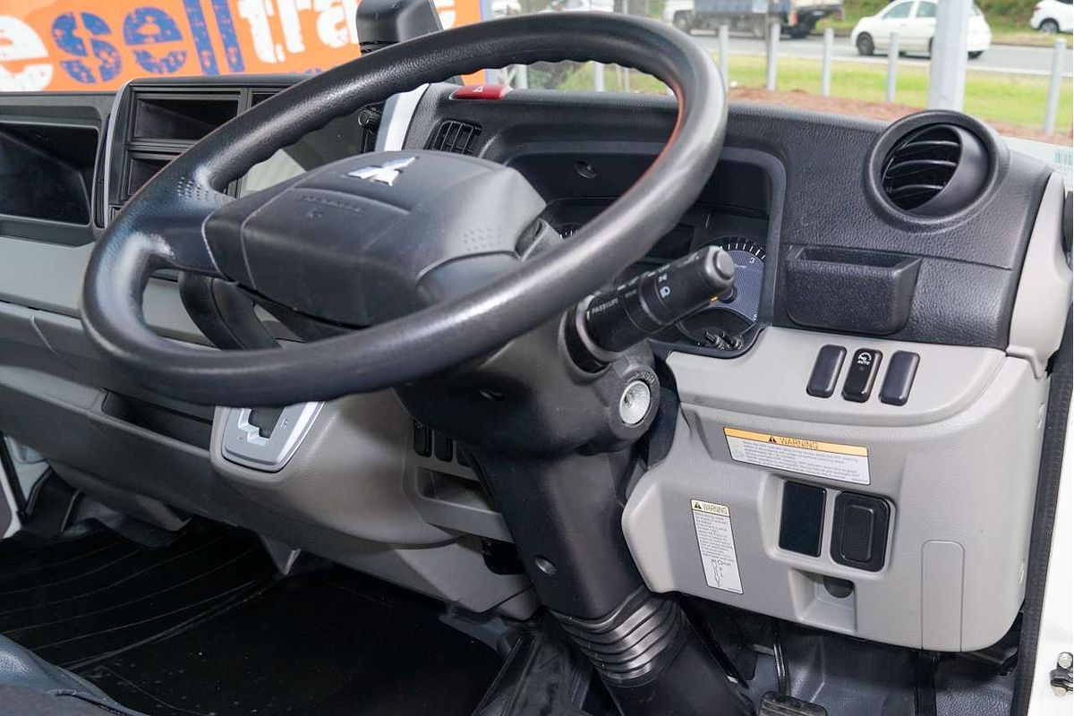 2022 Fuso Canter 515 4x2 SWB