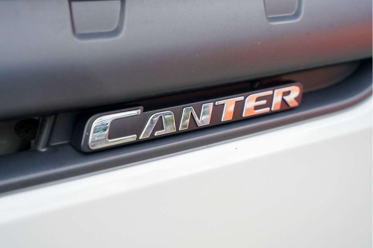 2022 Fuso Canter 515 4x2 SWB