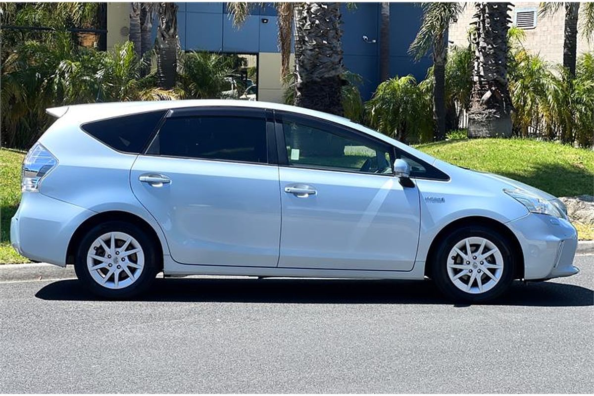 2012 Toyota Prius Alpha Welcab ZVW41