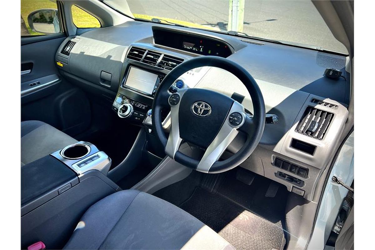 2012 Toyota Prius Alpha Welcab ZVW41