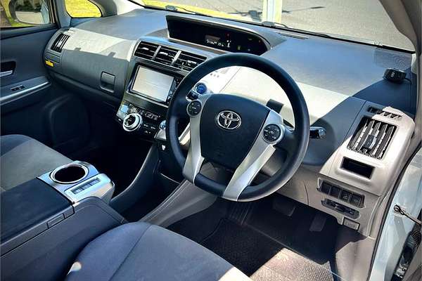 2012 Toyota Prius Alpha Welcab ZVW41