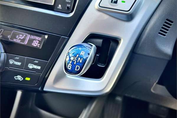 2012 Toyota Prius Alpha Welcab ZVW41