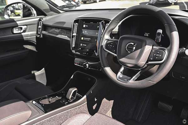 2024 Volvo C40 Recharge