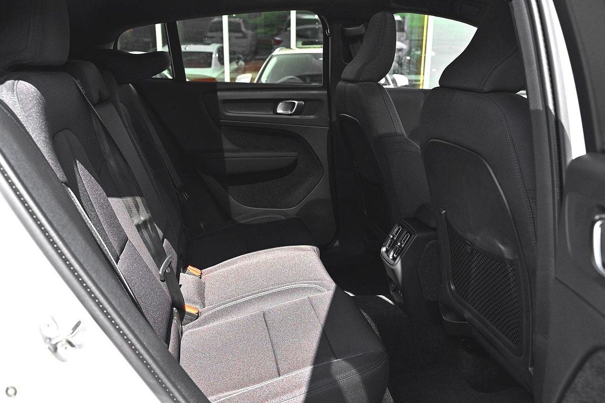 2024 Volvo C40 Recharge