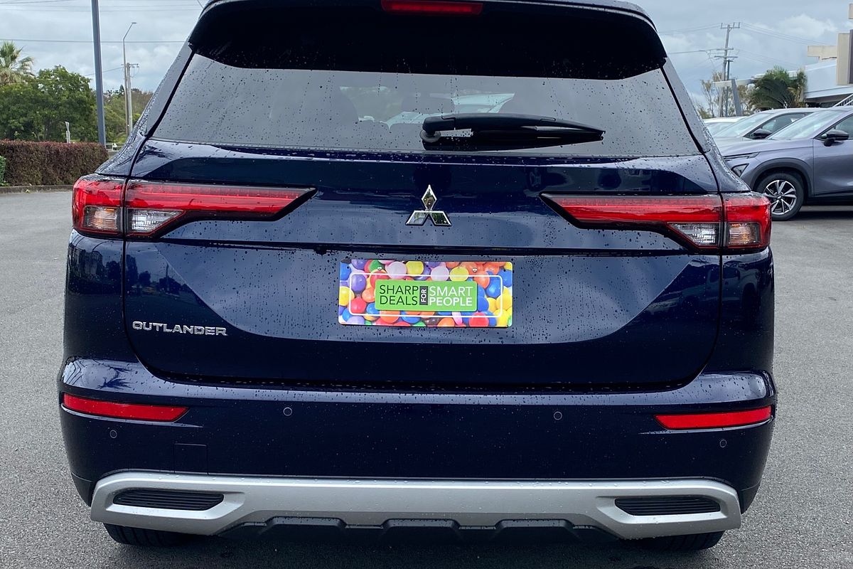 2022 Mitsubishi Outlander LS ZM