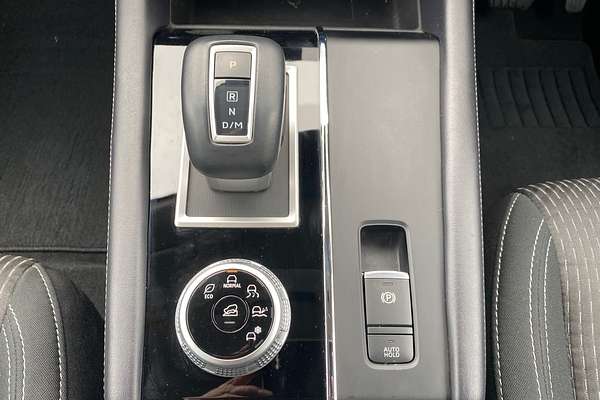 2022 Mitsubishi Outlander LS ZM