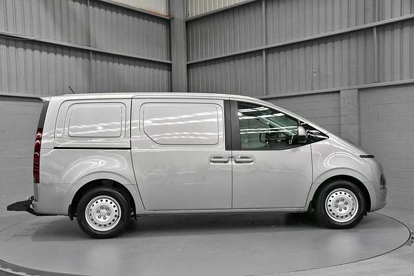2024 Hyundai STARIA LOAD US4.V2