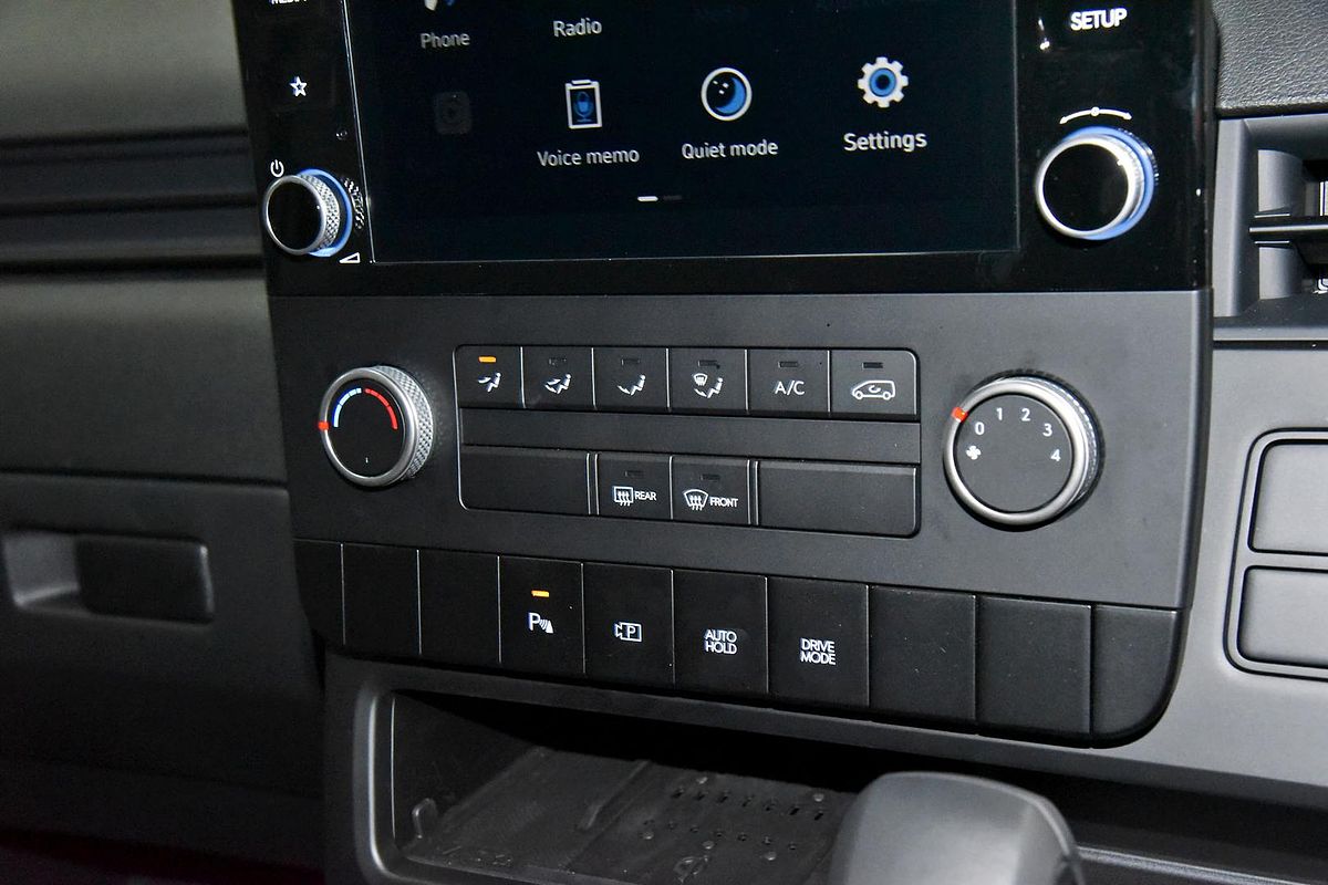 2024 Hyundai STARIA LOAD US4.V2