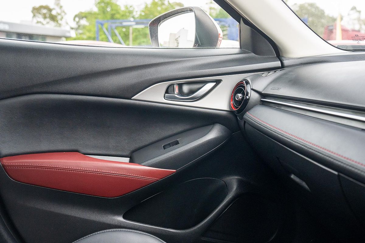 2016 Mazda CX-3 sTouring DK