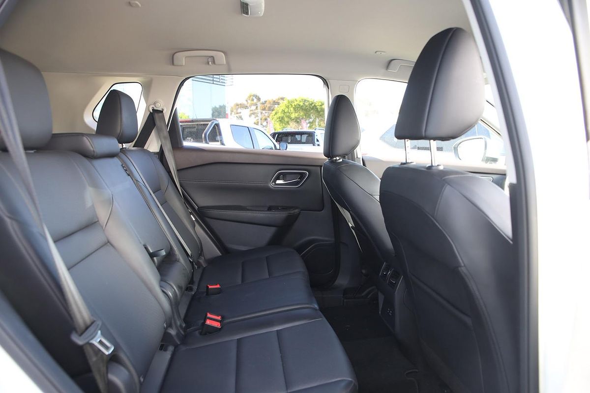 2023 Nissan X-TRAIL ST-L e-POWER T33
