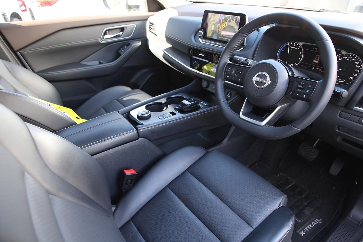 2023 Nissan X-TRAIL ST-L e-POWER T33