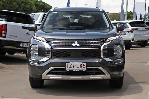 2024 Mitsubishi Outlander LS ZM