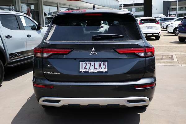 2024 Mitsubishi Outlander LS ZM