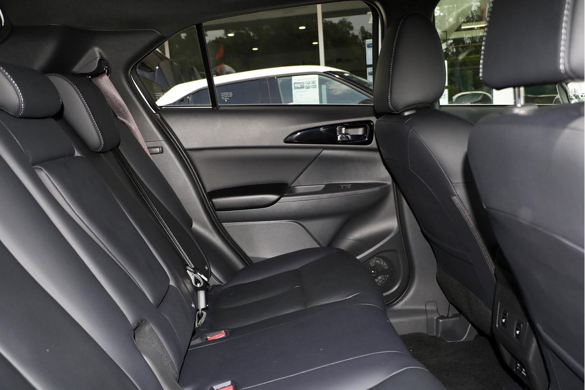 2024 Mitsubishi Eclipse Cross PHEV Exceed YB