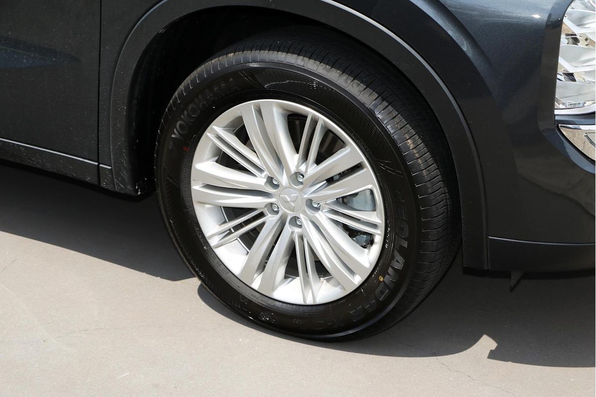 2024 Mitsubishi Outlander LS ZM