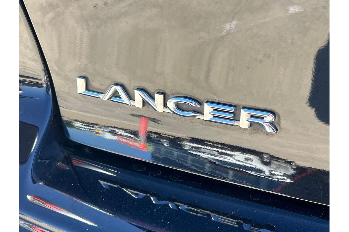 2014 Mitsubishi Lancer ES CJ