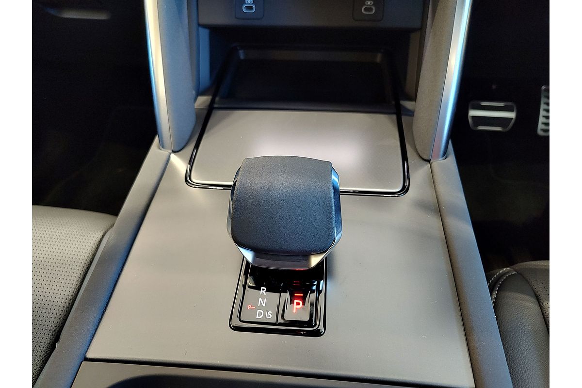 2024 Land Rover Discovery Sport P250 Dynamic SE L550