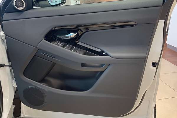 2024 Land Rover Range Rover Evoque P250 Dynamic SE L551