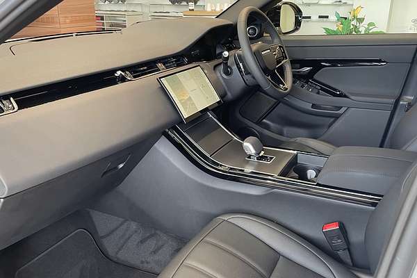 2024 Land Rover Range Rover Evoque P250 Dynamic SE L551