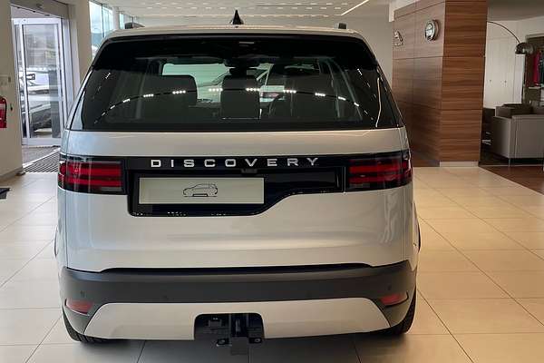 2024 Land Rover Discovery D300 S Series 5