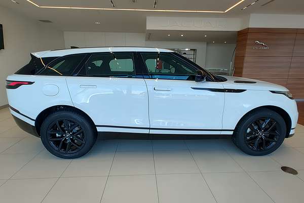 2023 Land Rover Range Rover Velar P400 Dynamic SE L560