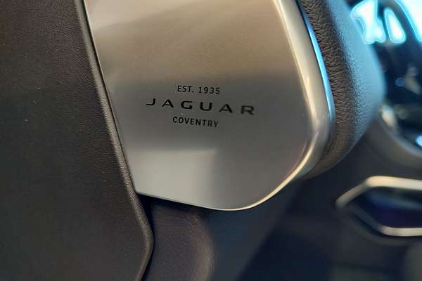 2024 Jaguar F-PACE D300 R-Dynamic SE X761
