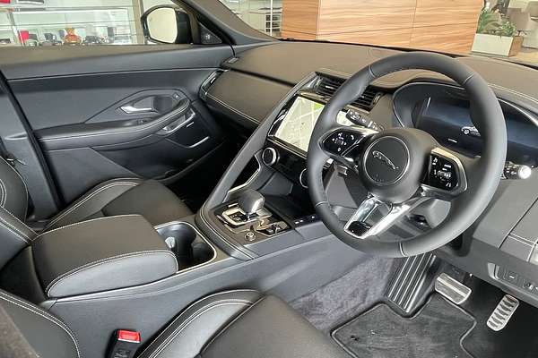 2024 Jaguar E-PACE P250 R-Dynamic SE X540
