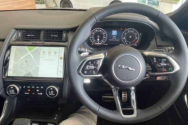 2024 Jaguar E-PACE P250 R-Dynamic SE X540