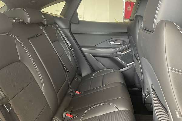 2024 Jaguar E-PACE P250 R-Dynamic SE X540