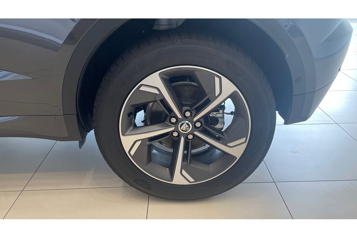 2024 Jaguar E-PACE P250 R-Dynamic SE X540