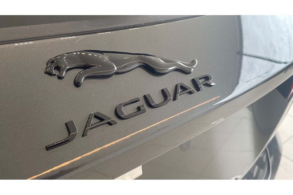 2024 Jaguar E-PACE P250 R-Dynamic SE X540
