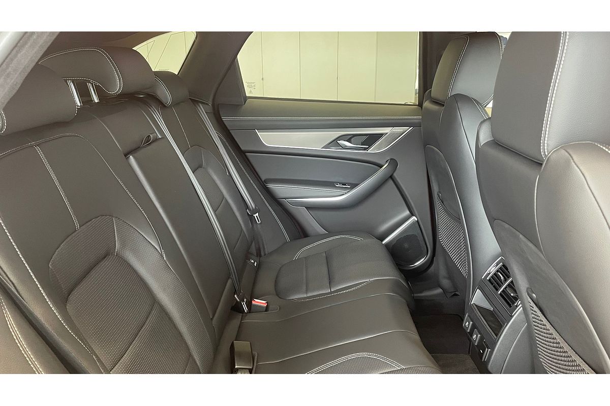 2024 Jaguar F-PACE P250 R-Dynamic SE X761