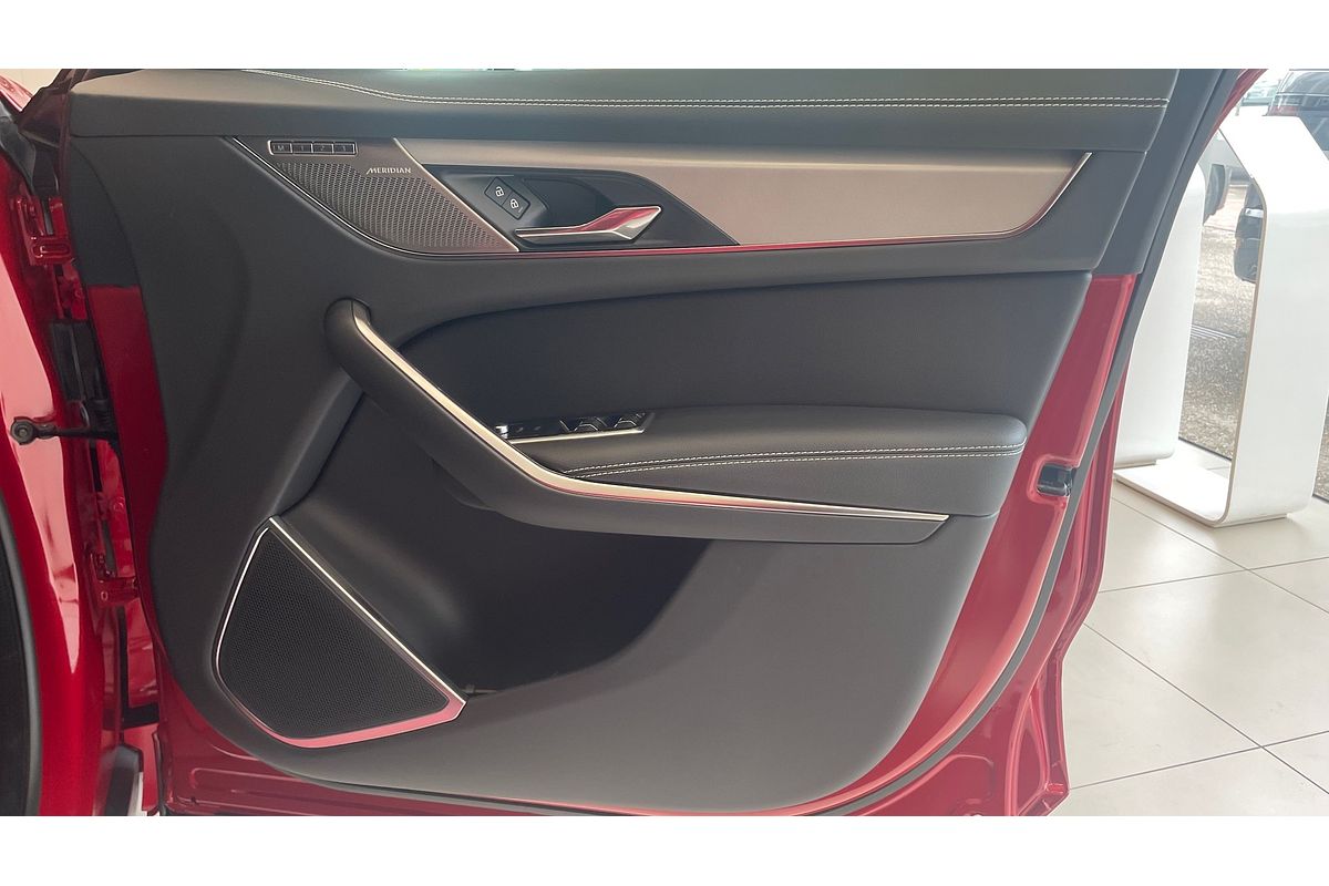 2024 Jaguar F-PACE P250 R-Dynamic SE X761