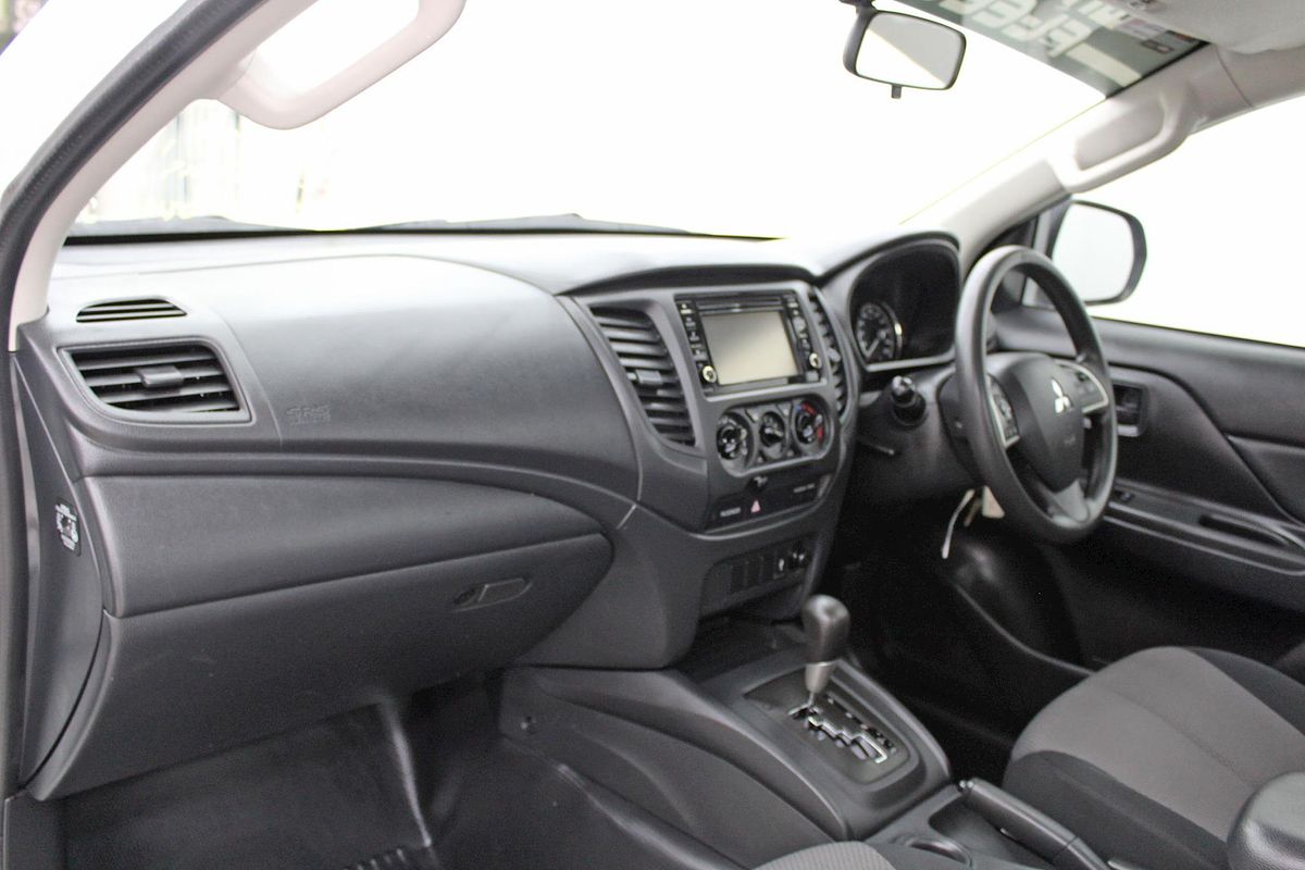2020 Mitsubishi Triton GLX MR Rear Wheel Drive