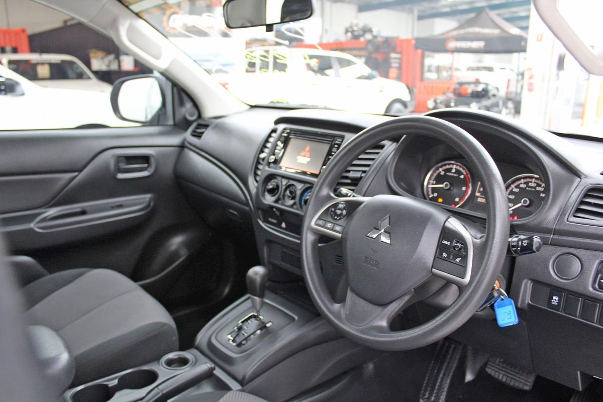 2020 Mitsubishi Triton GLX MR Rear Wheel Drive