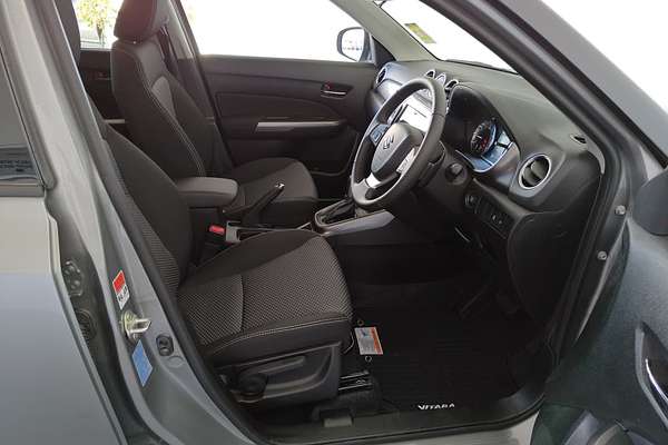 2024 Suzuki Vitara LY Series II