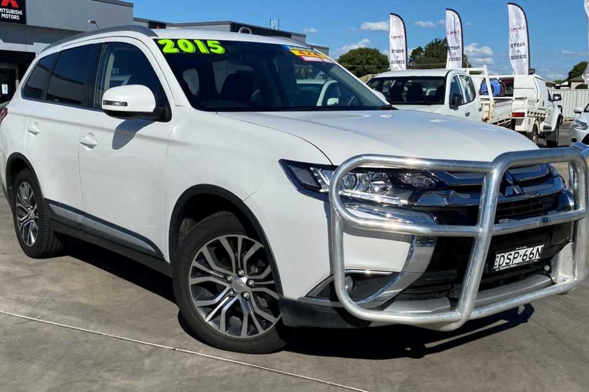 2015 Mitsubishi OUTLANDER XLS ZK