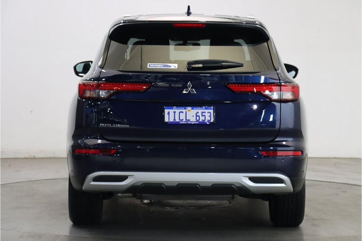 2023 Mitsubishi Outlander LS ZM