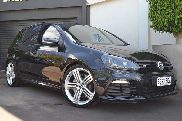 2011 Volkswagen Golf R VI