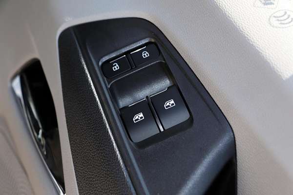 2024 LDV Deliver 9 LWB