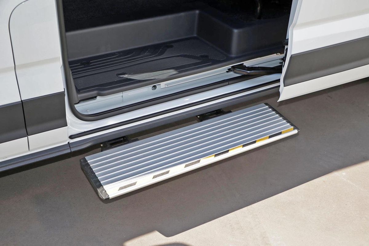2024 LDV Deliver 9 LWB