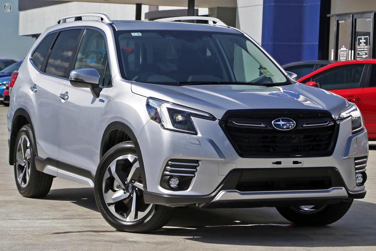 2023 Subaru Forester Hybrid S S5