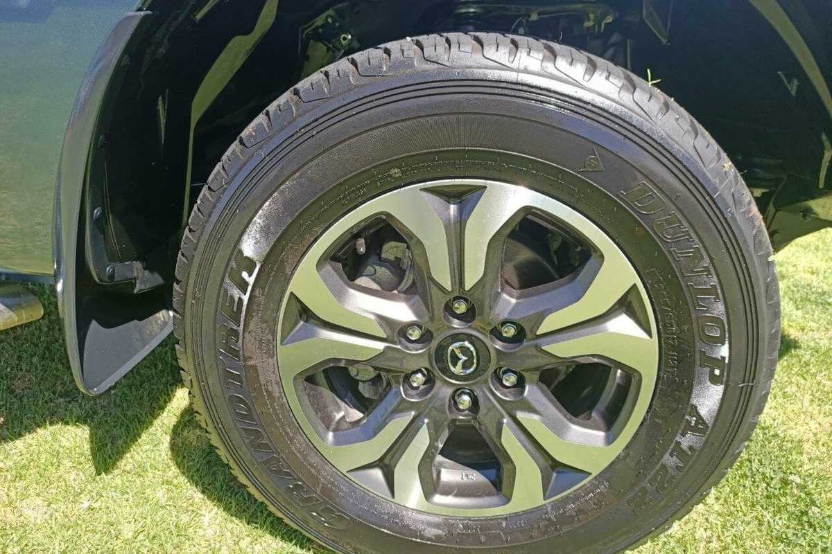 2017 Mazda BT-50 GT UR