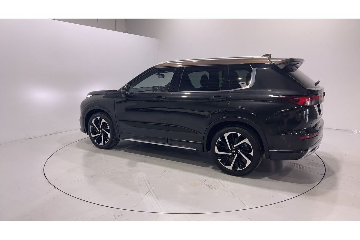 2021 Mitsubishi Outlander Exceed ZM