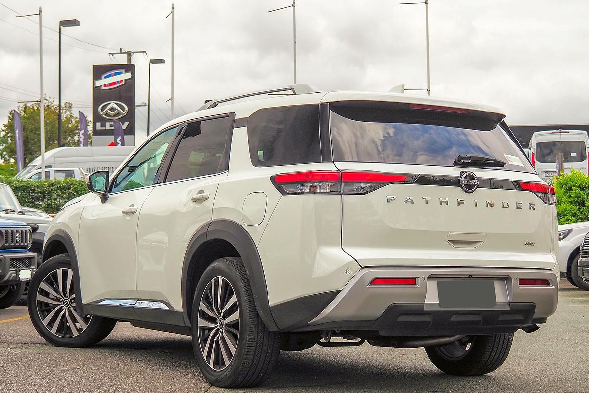 2023 Nissan Pathfinder Ti-L R53