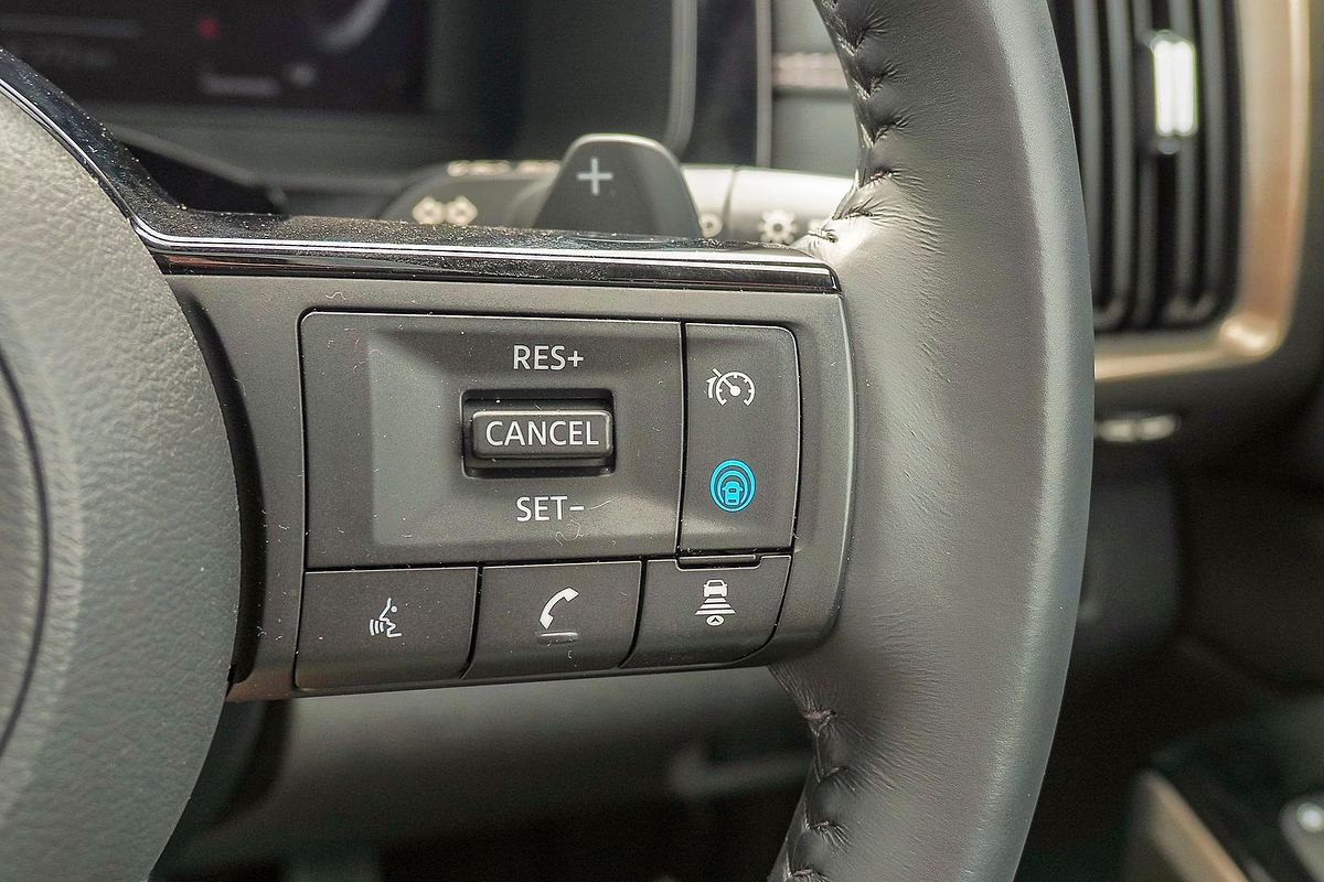 2023 Nissan Pathfinder Ti-L R53
