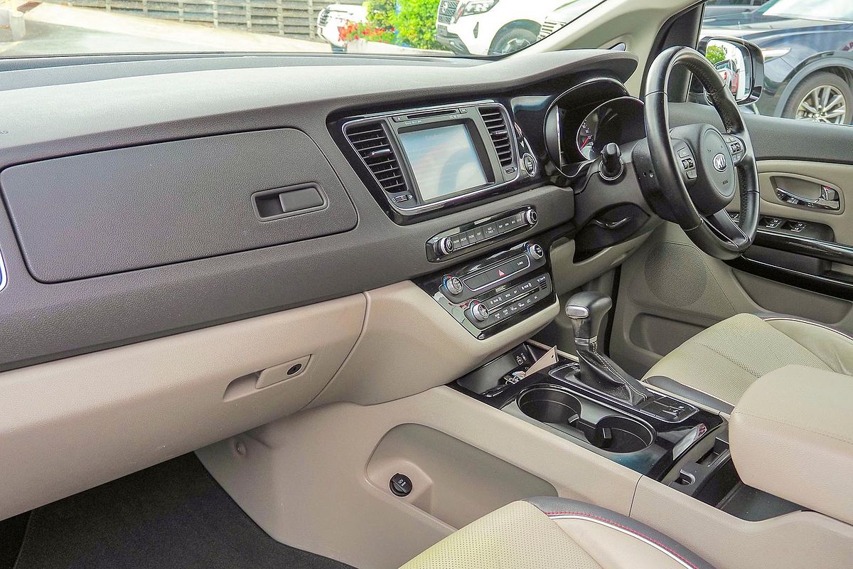 2017 Kia Carnival SLi YP