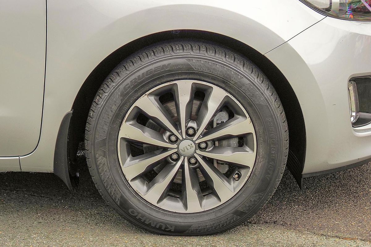 2017 Kia Carnival SLi YP