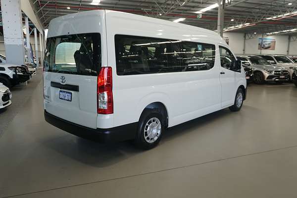 2022 Toyota Hiace Commuter GDH322R