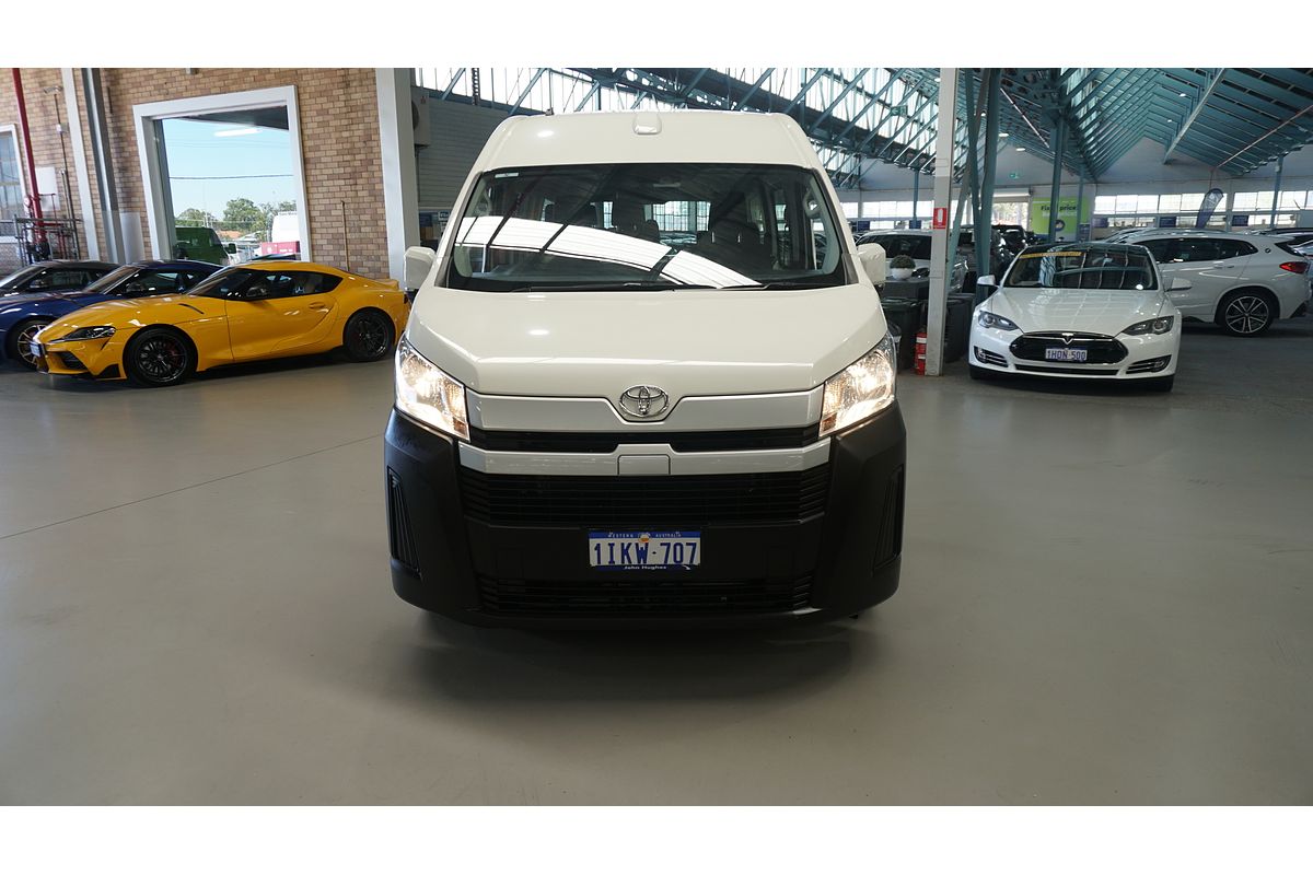 2022 Toyota Hiace Commuter GDH322R